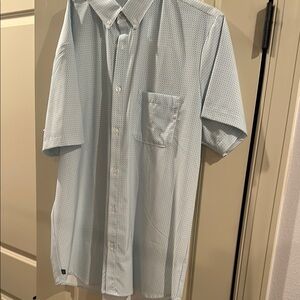 Mizzen+main short sleeve white button up. Blue and green designs. XL trim